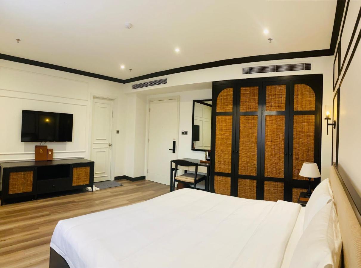 Gia Nghia Robin Hotel Exterior photo